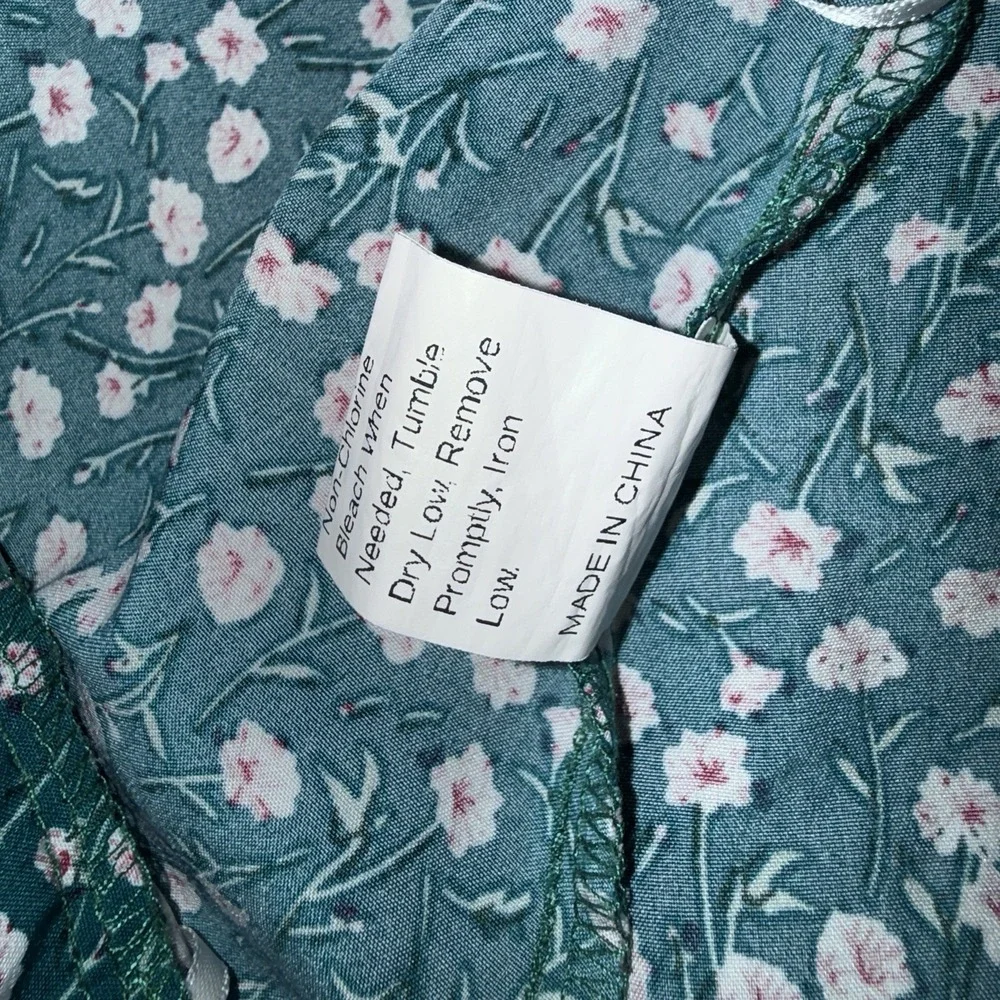 Green Floral Prairie Cottagecore Style High Low Skirt w/ Bow Size Large